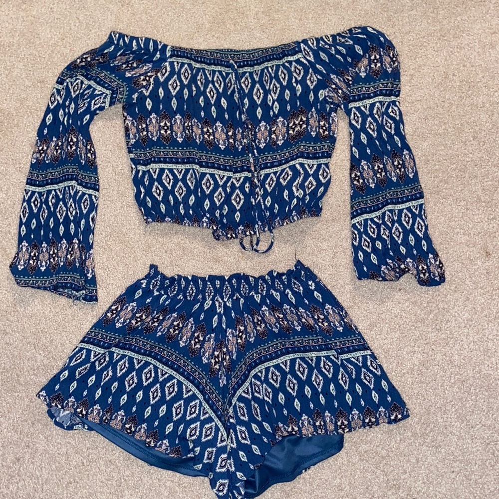 Cute Cropped Altered State Set! - image 1